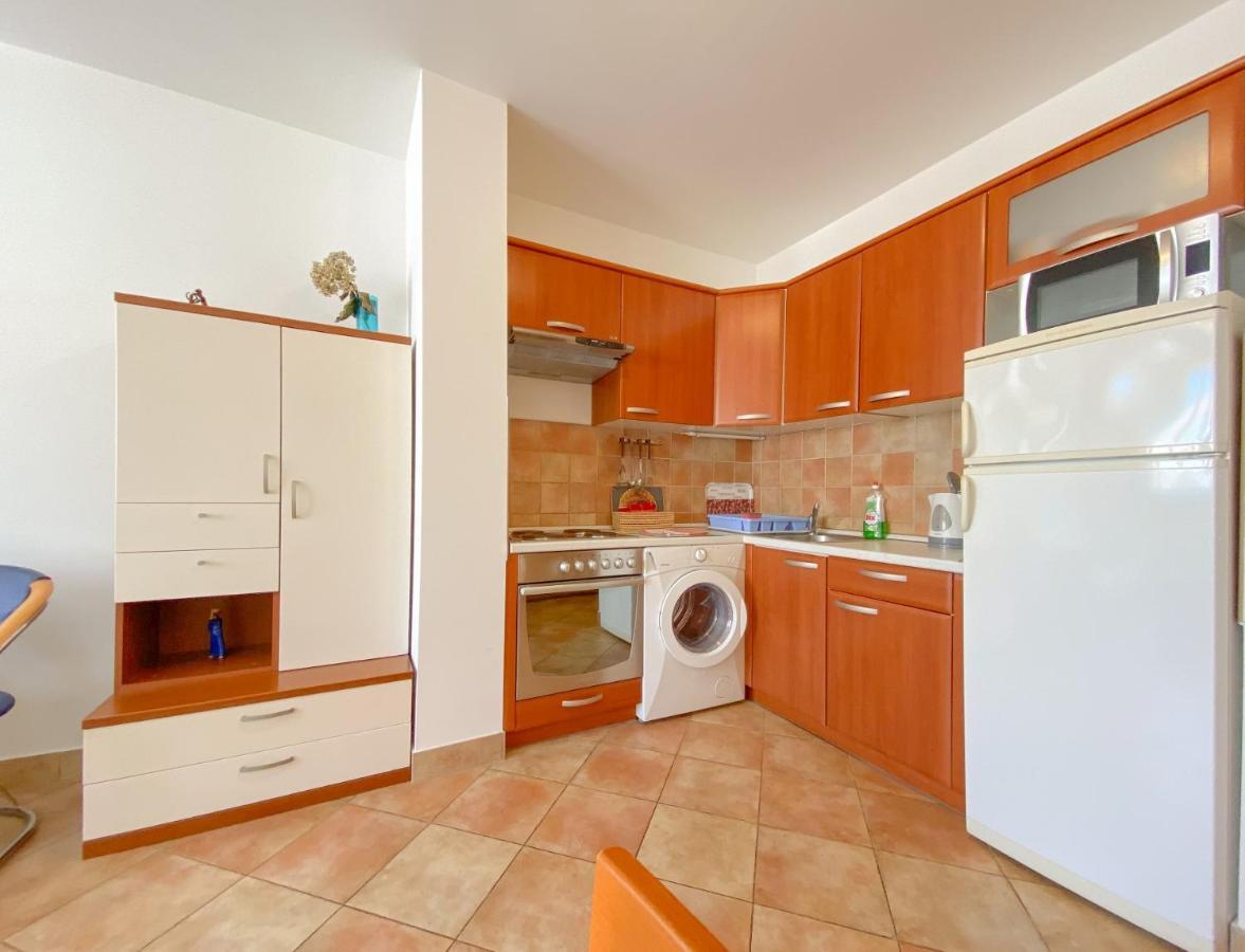 Vesna S Apartment Новиград Екстериор снимка